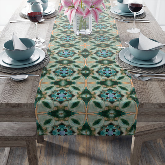 Green Ivy Table Runner